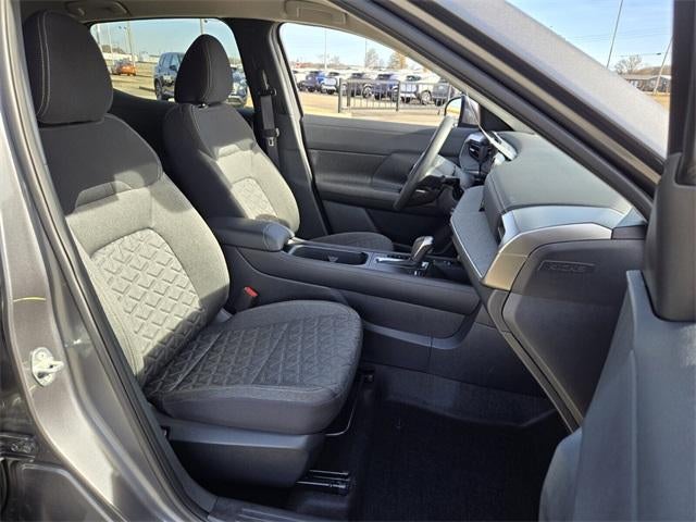 2025 Nissan Kicks SV FWD