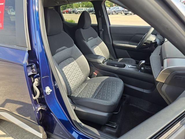 2025 Nissan Kicks SV AWD