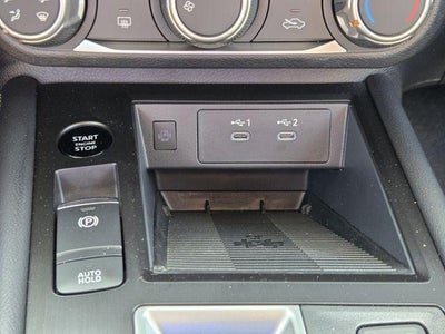 2025 Nissan Kicks SV AWD