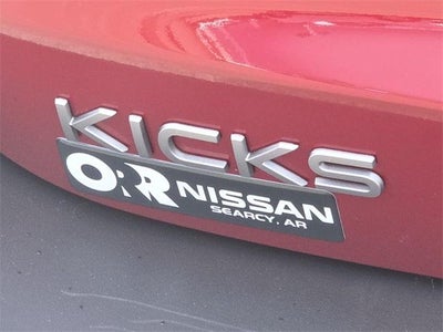 2025 Nissan Kicks SR FWD