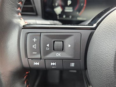 2025 Nissan Kicks SR FWD