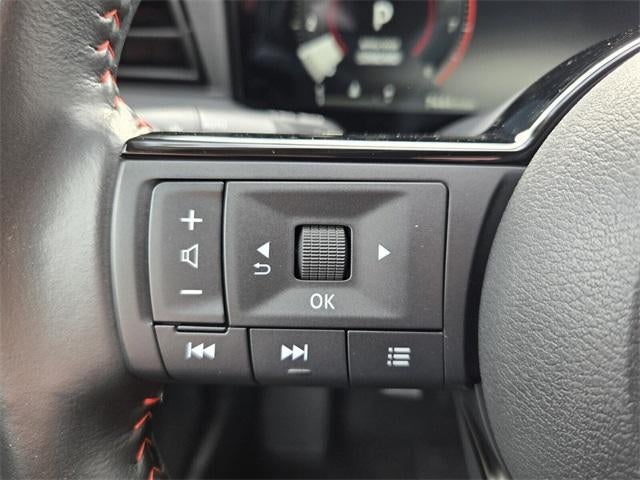 2025 Nissan Kicks SR FWD