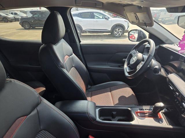 2025 Nissan Kicks SR AWD