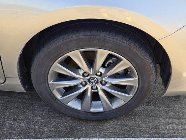 2017 Toyota Camry XLE Auto (SE)