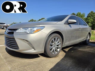 2017 Toyota Camry XLE Auto (SE)