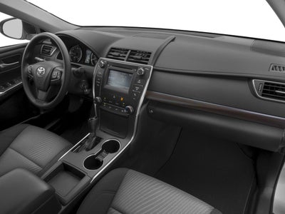 2017 Toyota Camry XLE Auto (SE)