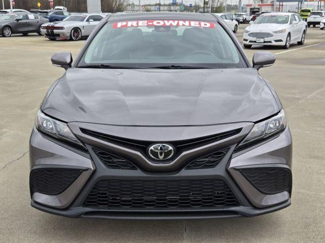 2024 Toyota Camry SE Auto (SE)