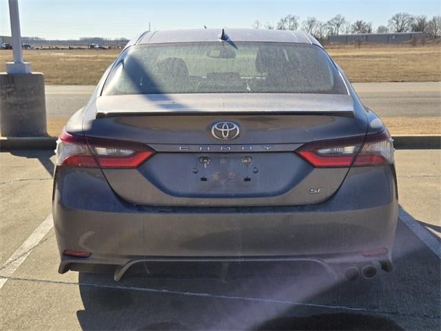 2024 Toyota Camry SE Auto (SE)