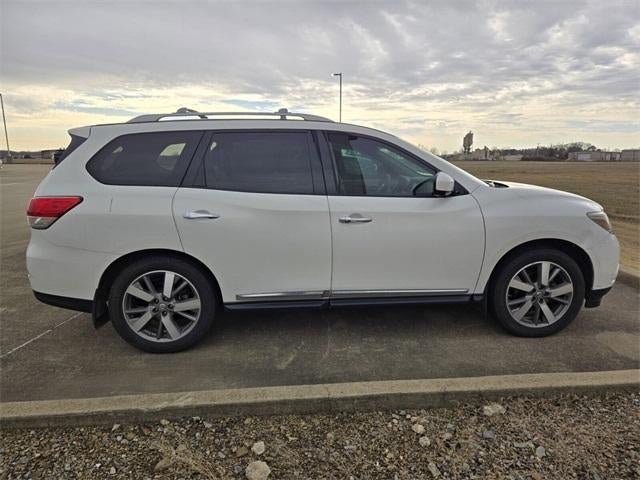 2014 Nissan Pathfinder 4WD 4dr Platinum