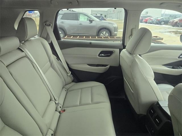 2021 Nissan Rogue FWD SV