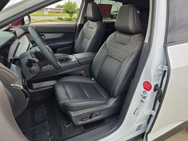 2025 Nissan Murano AWD Platinum