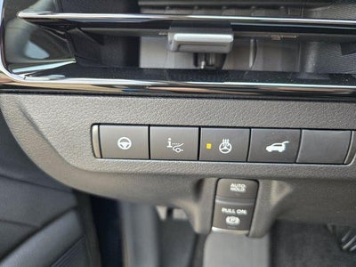 2025 Nissan Murano AWD Platinum
