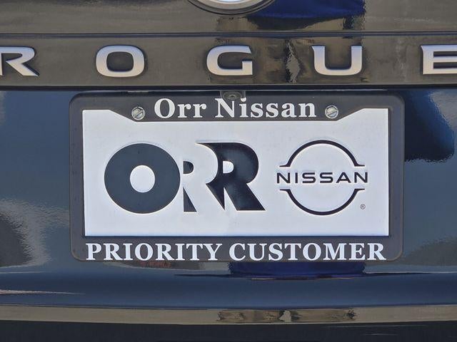 2025 Nissan Rogue FWD SV