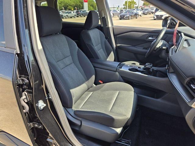 2025 Nissan Rogue FWD SV