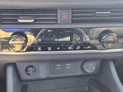 2025 Nissan Rogue FWD SV