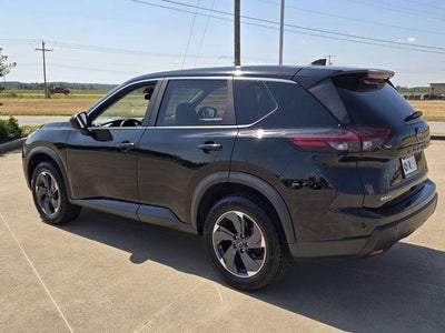 2025 Nissan Rogue FWD SV