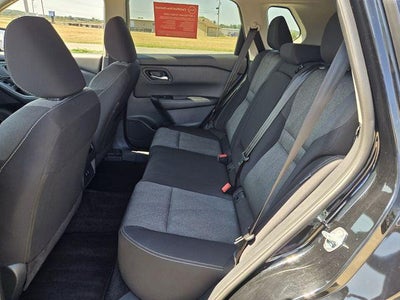2025 Nissan Rogue FWD SV