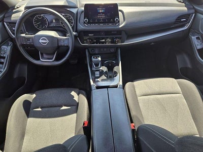 2025 Nissan Rogue FWD SV