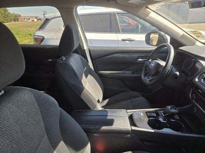 2025 Nissan Rogue FWD SV