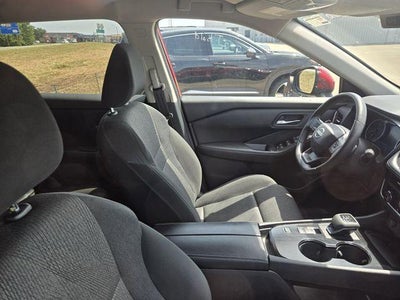 2025 Nissan Rogue FWD SV