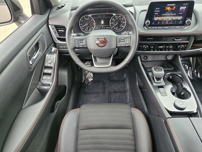 2025 Nissan Rogue AWD Rock Creek