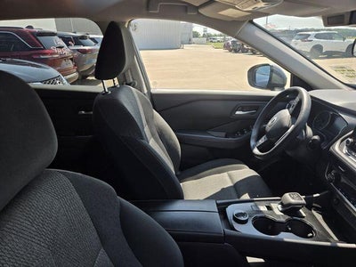 2025 Nissan Rogue AWD SV