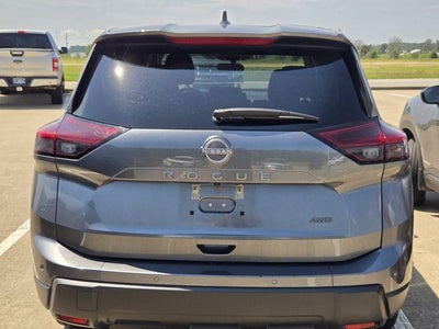 2025 Nissan Rogue AWD SV