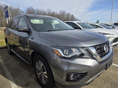 2019 Nissan Pathfinder 4x4 SL
