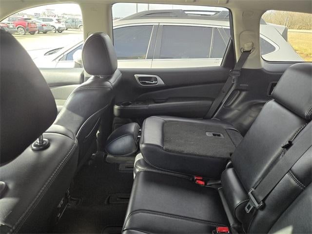 2019 Nissan Pathfinder 4x4 SL