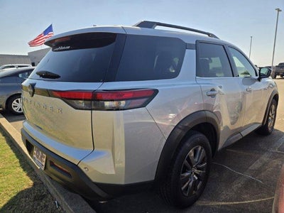 2025 Nissan Pathfinder SV 2WD