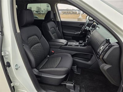 2023 Nissan Pathfinder SV 2WD