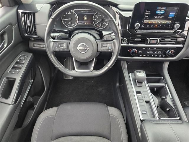 2023 Nissan Pathfinder SV 2WD