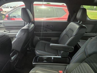 2023 Nissan Pathfinder Rock Creek 4WD