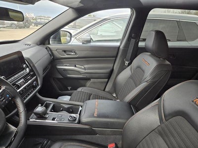 2024 Nissan Pathfinder Rock Creek 4WD