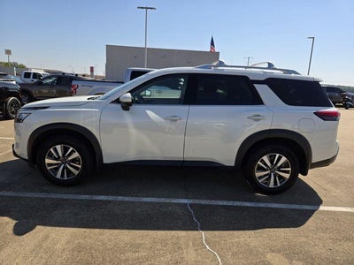 2023 Nissan Pathfinder SL 2WD