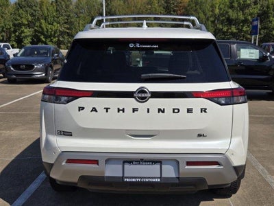 2023 Nissan Pathfinder SL 2WD