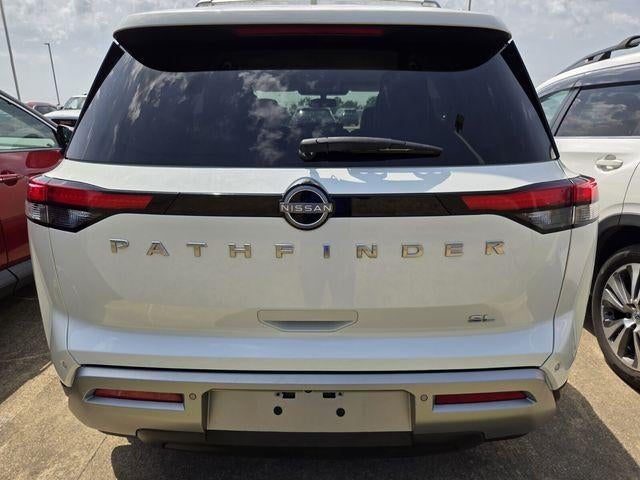 2022 Nissan Pathfinder SL 2WD