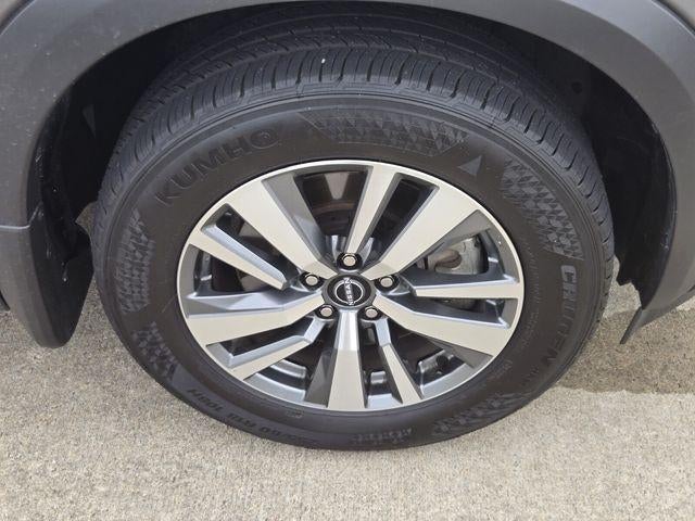 2025 Nissan Pathfinder SL 2WD