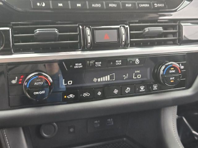 2025 Nissan Pathfinder SL 2WD