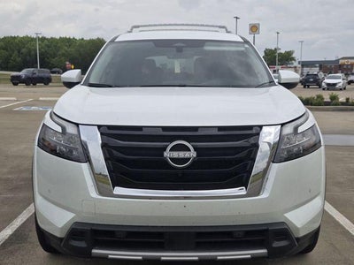 2025 Nissan Pathfinder SL 4WD