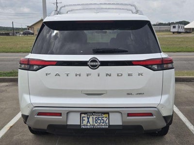 2025 Nissan Pathfinder SL 4WD