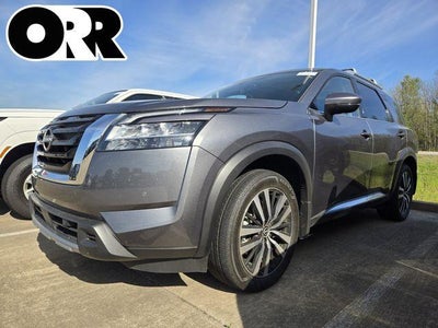 2024 Nissan Pathfinder Platinum 2WD