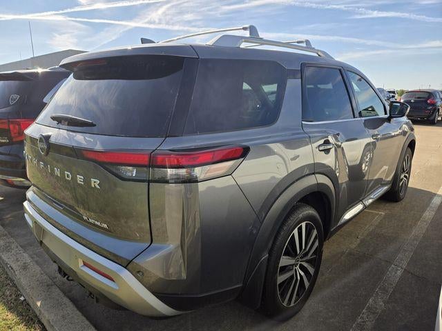 2024 Nissan Pathfinder Platinum 2WD