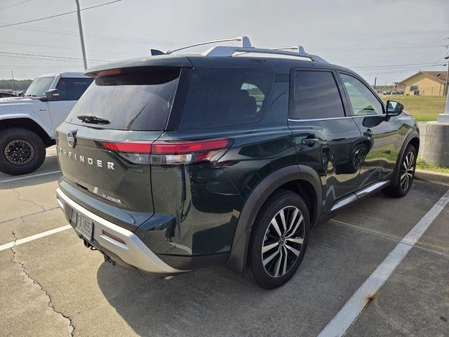 2025 Nissan Pathfinder Platinum 2WD