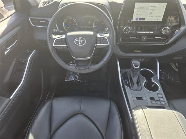 2024 Toyota Highlander Hybrid LE Nightshade FWD (Natl)
