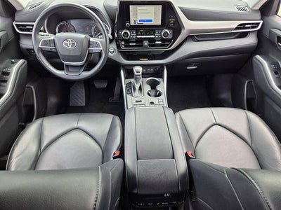 2023 Toyota Highlander XLE AWD (Natl)