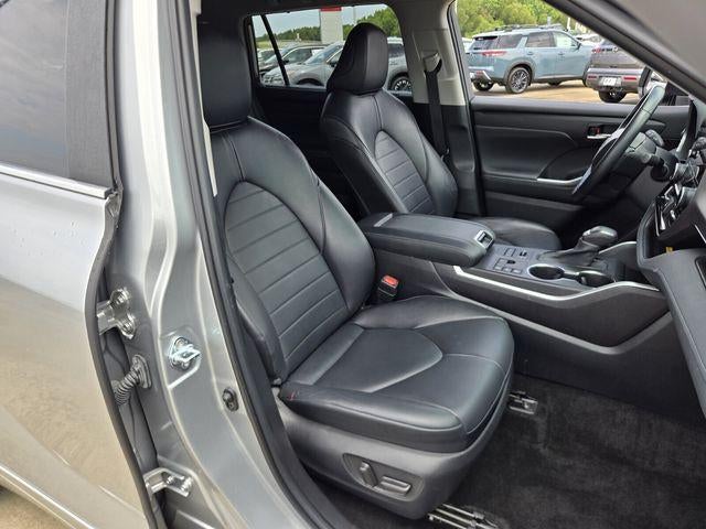 2023 Toyota Highlander XLE AWD (Natl)