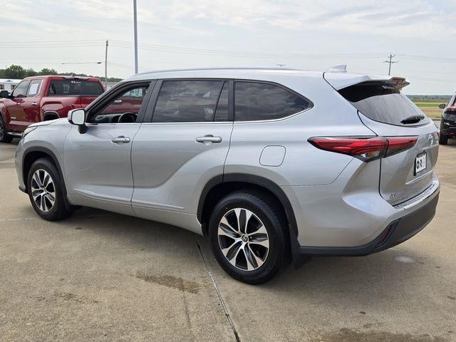 2023 Toyota Highlander XLE AWD (Natl)