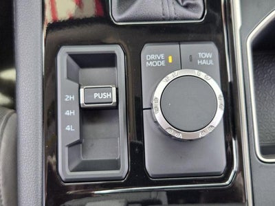 2022 Toyota Tundra 4WD 4WD Limited Hybrid CrewMax 5.5' Bed (Natl)