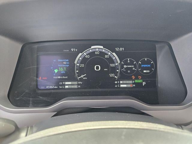 2022 Toyota Tundra 4WD 4WD Limited Hybrid CrewMax 5.5' Bed (Natl)